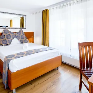 https://hotel-old-town.hotelsbaselswitzerland.com
